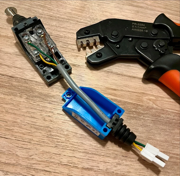 Redundant shutter-close limit switch